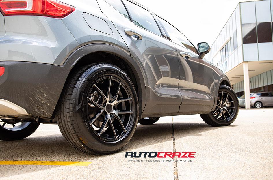 VOLVO XC40 TARGA BLACK MACHINED FACE